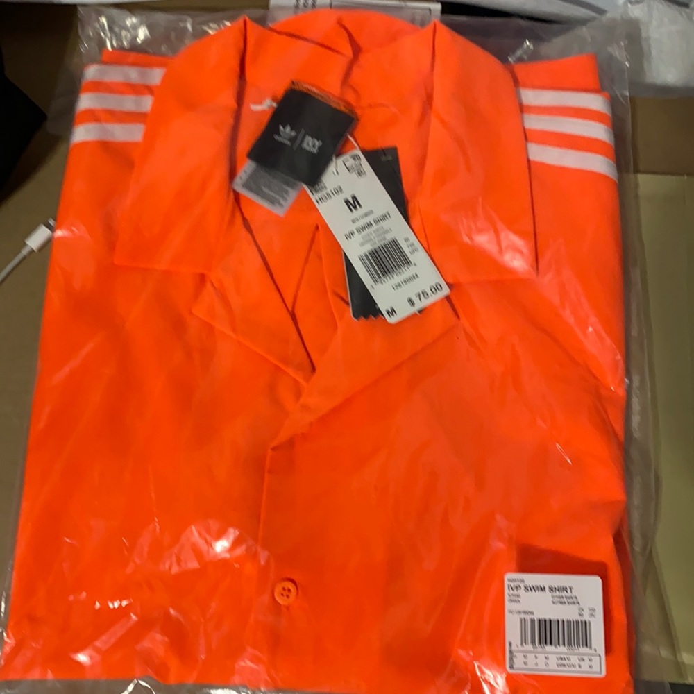 IVY PARK x ADIDAS Swim Shirt - Picture 3 of 6